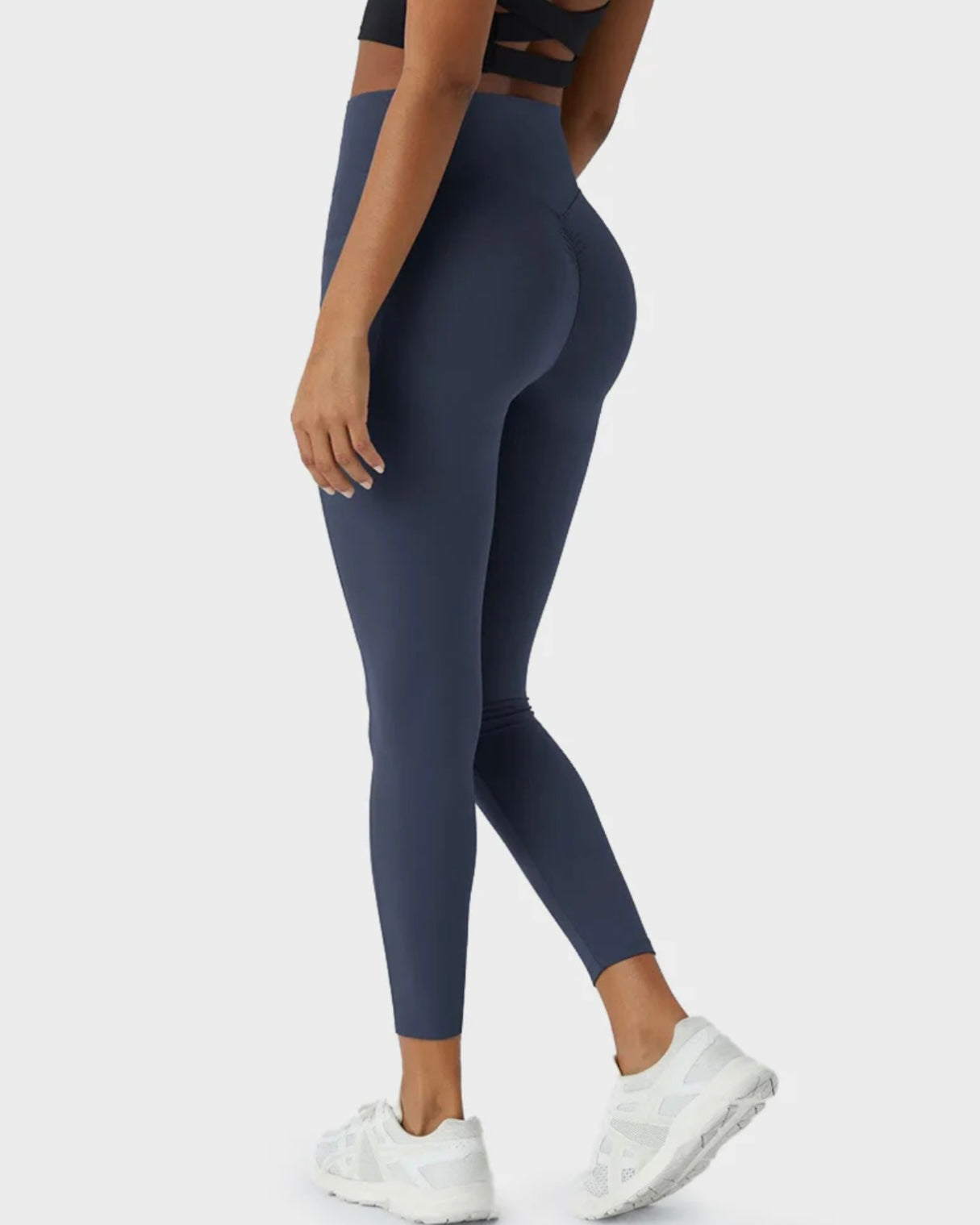 Shaping Leggings – Slim Waist & Lifted Glutes